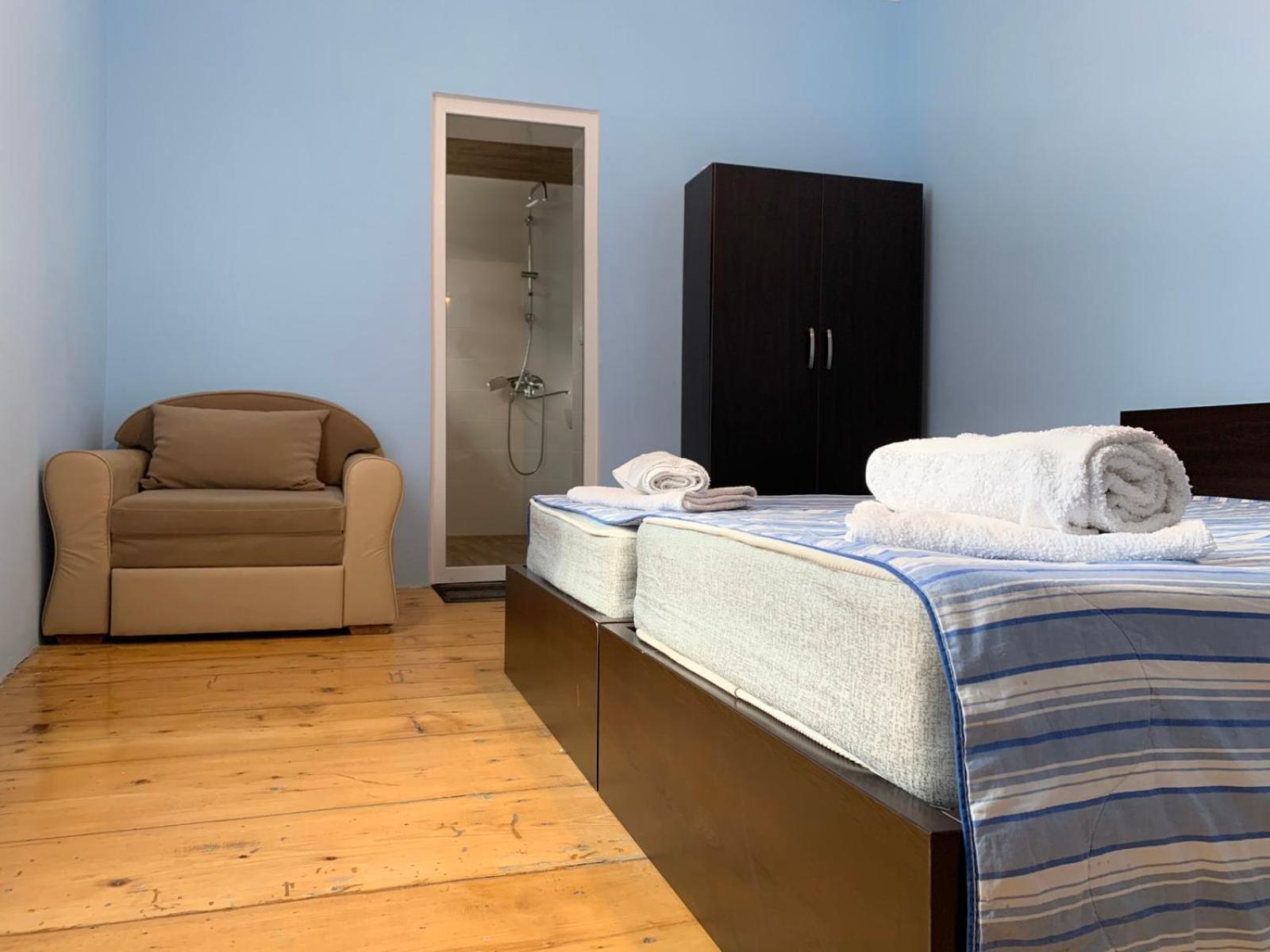 Guest House Lela Mestia Luaran gambar