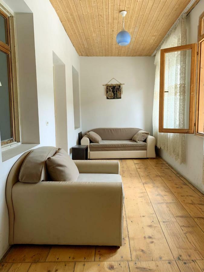 Guest House Lela Mestia Luaran gambar