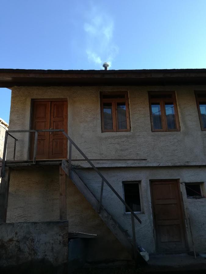 Guest House Lela Mestia Luaran gambar