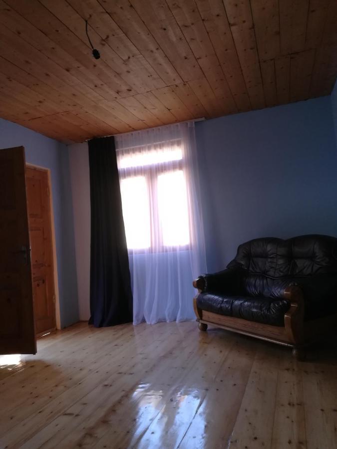 Guest House Lela Mestia Luaran gambar